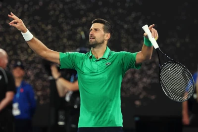Novak Cokoviç Yannik Sinneri məğlub edərək "Australian Open"in finalına yüksəlib