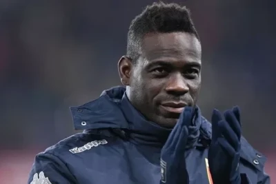 Balotelli karyerası ilə bağlı çaşqınlığını dilə gətirib: "İtaliyada qalmaq istərdim"