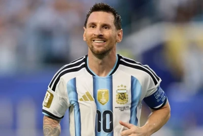 Lionel Messi Argentina millisi üçün karyerasını başa vurdu