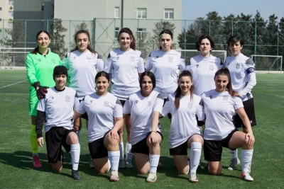 "Sumqayıt"dan "Baku Juniors"a qarşı 18:0 hesablı darmadağın: Bənövşə Əsədzadənin heyrətamiz doqquz qolu