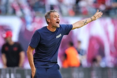 Luis Enrikenin qapıçılarla bağlı qərarı: Şevalyeyə dəstək, Safonovla rəqabət