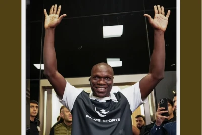 Vinsen Abubakar: "Neftçi" kimi böyük kluba gəldiyimə görə çox xoşbəxtəm