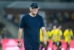 Loran Blan "Əl-İttihad"dan istefa verdi