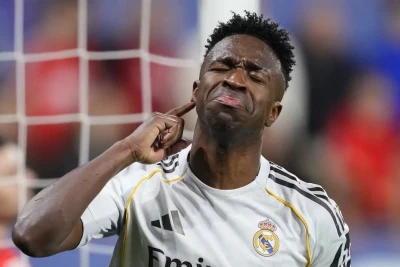 „Arsenal“ Vinisiusu 123 milyon avro təklif edə bilər