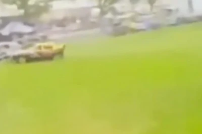 Avstraliyada avtomobil yarışı zamanı tamaşaçılar xəsarət aldı