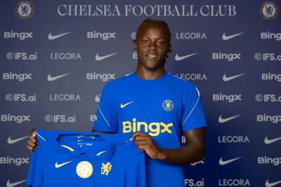 “Çelsi” “Sportinq”dən 19 yaşlı vingeri transfer edib