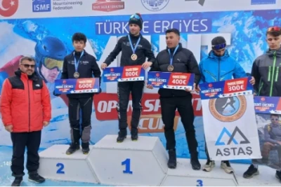 Xizək alpinistlərimiz "Türkiye Open Sprint Cup"da iki medal qazanıb
