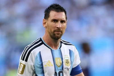 Lionel Messi Argentina milli komandasında karyerasını başa vurduğunu açıqladı