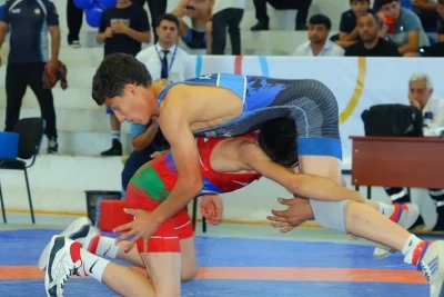 Məktəblilərin olimpiadasında ilk finalçılar bəlli oldu