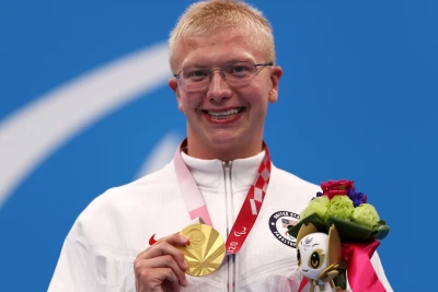 Paralimpiyaçı üzgüçü Robert Qrisvold komanda yoldaşına qarşı cinsi zorakılığa görə ömürlük diskvalifikasiya edildi