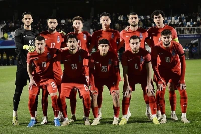 Fernandu Santos milli komandanın heyətini açıqlayıb