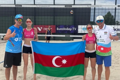 Azərbaycan çimərlik voleybolu milli komandaları Riqada mübarizə aparırlar