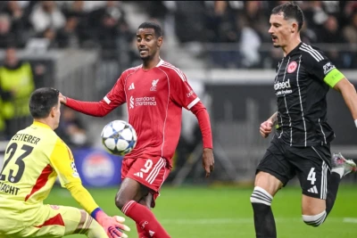 İsak yenidən "Liverpul"da!