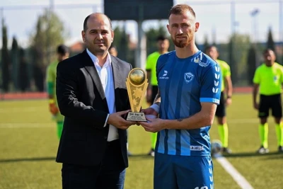 "Səbail" Ruslan Voronsovu "Şəfa"dan ələ aldı