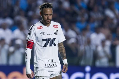 Neymar zədəsindən sonra meydanlara qayıdır