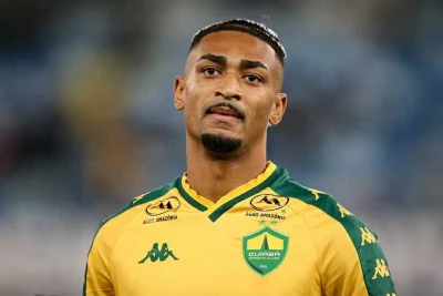 Derik Laserda transferi uğrunda "Qarabağ" və "Baltika" rəqabəti