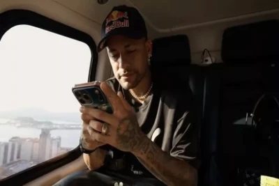 Neymarın həyatından yeni görüntülər: Ev, dəbdəbə, şəxsi helikopterlər və milli komanda həsrəti