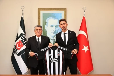 "Beşiktaş" Demir Ege Tıknaz ilə müqavilə müddətini uzadıb