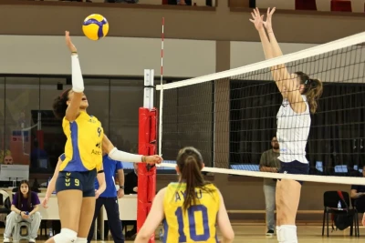 Qadın voleybolçular arasında Yüksək Liqada 1/4 final mərhələsinin oyunları keçiriləcək