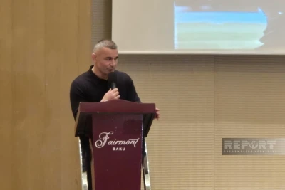İlin məşqçisi seçilən Qurban Qurbanov mükafatlandırılıb