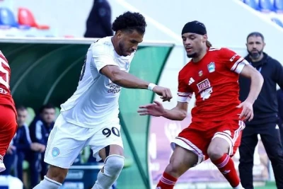 Qazaxıstan Mətbuatı Azərbaycan Futbolundakı Hakimliyi Tənqid Etdi