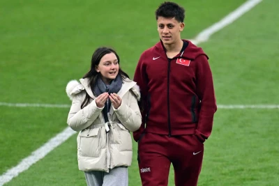 Arda Gülerin yanındakı qız TFF prezidentinin qızı imiş - VİDEO