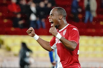 Avropa Liqası qalibi Almami Ture "Bordo"nun heyətində dördüncü divizionda