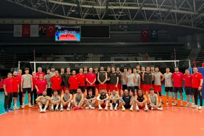 Kişi voleybolçulardan ibarət Azərbaycan millisi Avropa Liqası hazırlığını başa vurub, İsveçə yola düşür