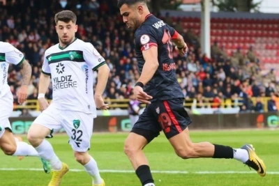 "Bayer"in keçmiş hücumçusu azərbaycanlı futbolçunun öz komandasına transfer olunmasını arzulayır