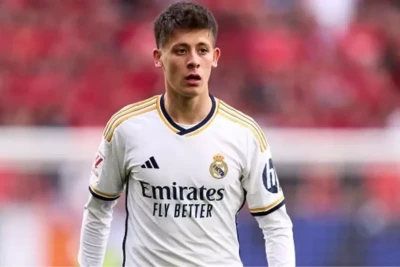 PSJ Arda Gülərə Transfer Təklifi Edib, Lakin "Real" Razılaşmır