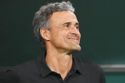 PSJ Luis Enrike ilə ömürlük müqavilə bağlamaq istəyir