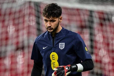 "Lids" "Mançester Siti"nin qapıçısı Trafford üçün 35 milyon avro təklif edəcək