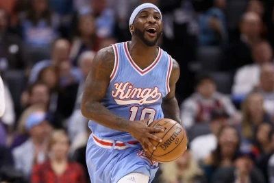 Keçmiş NBA oyunçusu Tay Louson araq oğurladığına görə həbs olunub