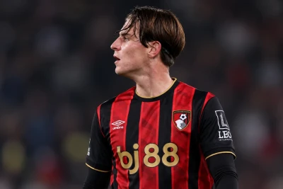Real Madrid Aleks Skottla transferini araşdırır