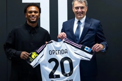 Lois Openda "Yuventus"da - RƏSMİ
