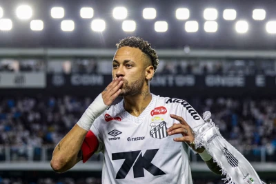 Neymar vədinə əməl etdi: "Santos" elitada qaldı