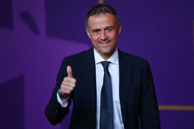 Luis Enrike: "Ona hörmətimi bildirirəm və önündə şlyapamı çıxarıram."
