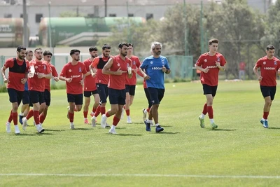 Azərbaycan milli komandası ilk məşqini keçirib