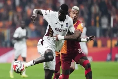 "Qalatasaray" "Trabzonspor"la heç-heçə oynadı
