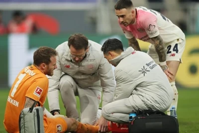 Mark Flekken iki ay yaşıl meydanlardan kənarda qalacaq