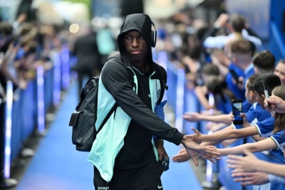 "Aston Villa" "Çelsi"nin hücumçusu Nikolas Ceksonu transfer etmək istəyir