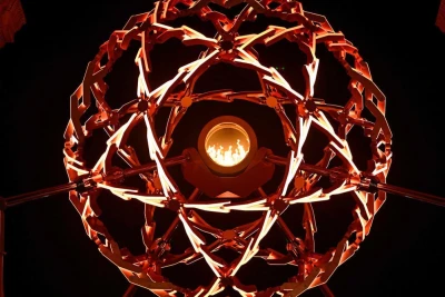 Veronada 2026 Qış Olimpiya Oyunlarının bağlanış mərasimi: Azərbaycan bayrağını Litvinsev və Papatoma daşıyıb