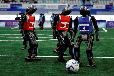 Pekində İlk Dünya Humanoid Robot Oyunları Start Götürdü