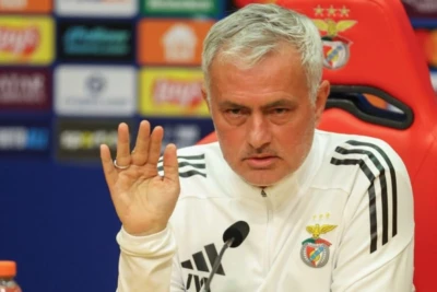 Joze Mourinyo gələcək karyerası ilə bağlı qərarını nə zaman açıqlayacaq?