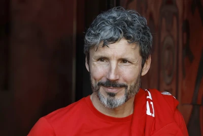 Mark van Bommel Belçika millisinə baş məşqçi təyin olunacaq