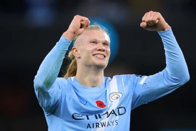 Holandın Mövsümdəki Qolları "Nottingem Forest" və "Vulverhempton"dan Çoxdur