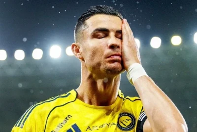 Ronaldo "Əl-İttifaq" oyununda xəstə olub, oyundan sonra qusub