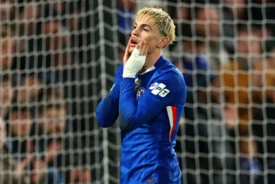 Qarnaçonun sevgilisinə limitsiz kredit kartı hədiyyə etməsi iddiası