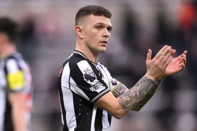 "Nyukasl"ın müdafiəçisi Trippyer "Qarabağ" oyunu öncəsi komandanın yenilənməyə ehtiyacı olduğunu bildirib