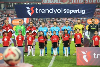 "Fənərbağça" "Samsunspor"la səfər oyununda heç-heçə etdi